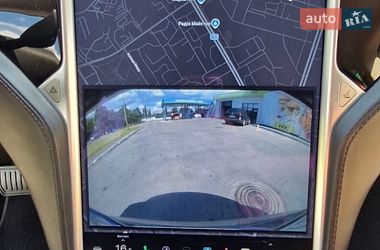 Ліфтбек Tesla Model S 2014 в Кременчуці