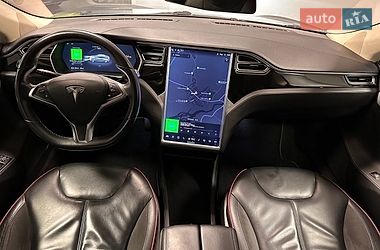Ліфтбек Tesla Model S 2014 в Кременчуці