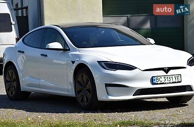 Лифтбек Tesla Model S 2023 в Дрогобыче