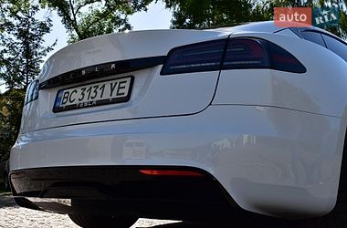 Лифтбек Tesla Model S 2023 в Дрогобыче