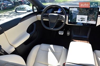 Лифтбек Tesla Model S 2023 в Дрогобыче
