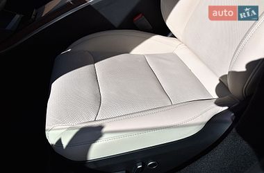 Лифтбек Tesla Model S 2023 в Дрогобыче
