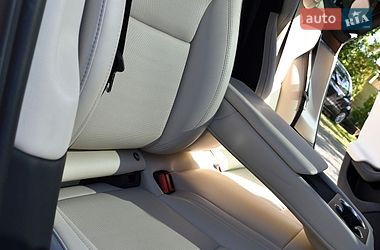 Лифтбек Tesla Model S 2023 в Дрогобыче