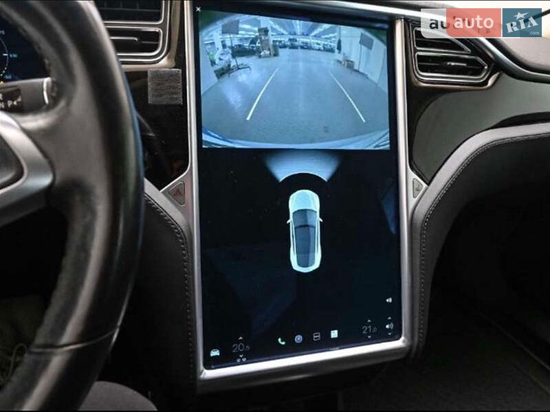 Ліфтбек Tesla Model S 2015 в Рівному фото 45 Ліфтбек Tesla Model S 2015 в Рівному