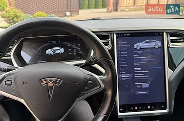 Ліфтбек Tesla Model S 2013 в Дубні