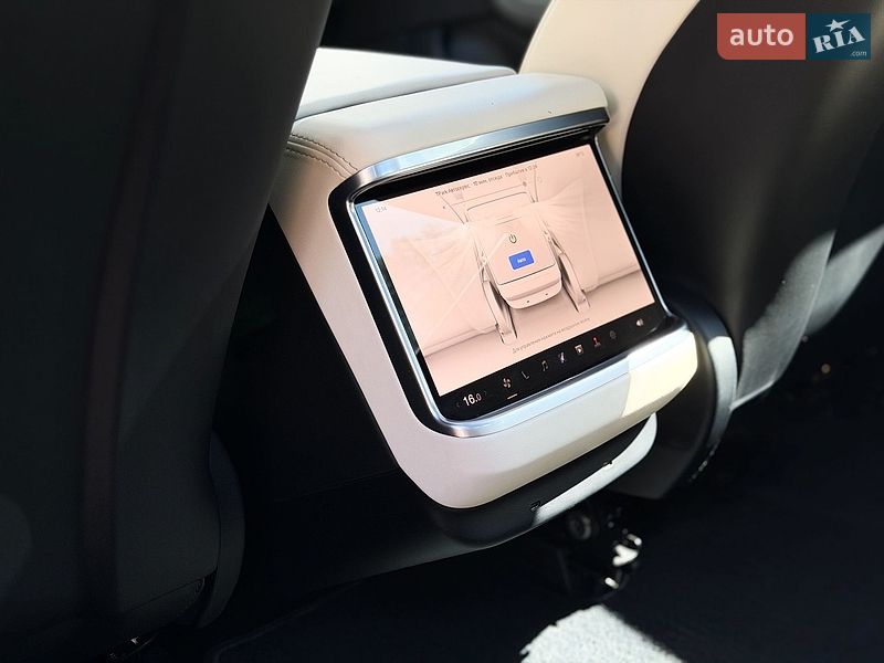 Ліфтбек Tesla Model S 2024 в Києві фото 16 Ліфтбек Tesla Model S 2024 в Києві
