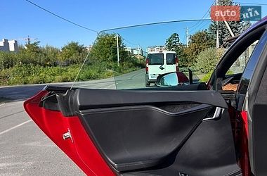 Лифтбек Tesla Model S 2018 в Житомире