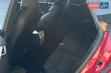 Лифтбек Tesla Model S 2018 в Львове