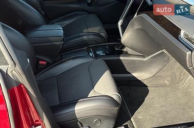 Лифтбек Tesla Model S 2018 в Львове