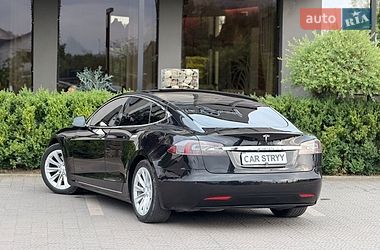 Лифтбек Tesla Model S 2017 в Стрые