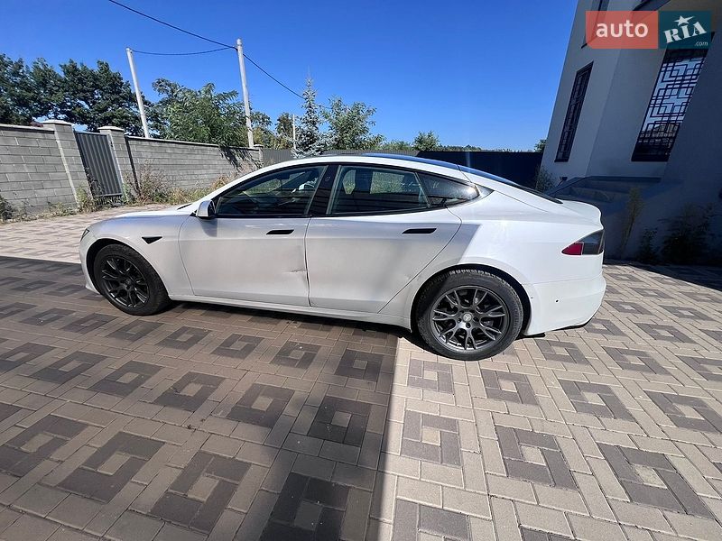 Ліфтбек Tesla Model S 2021 в Києві