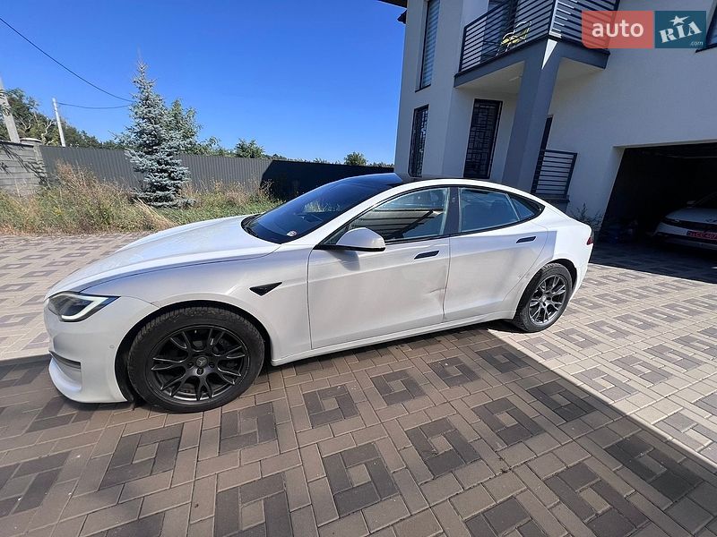 Ліфтбек Tesla Model S 2021 в Києві