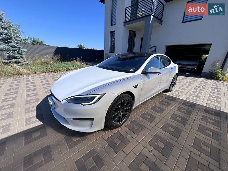 Ліфтбек Tesla Model S 2021 в Києві