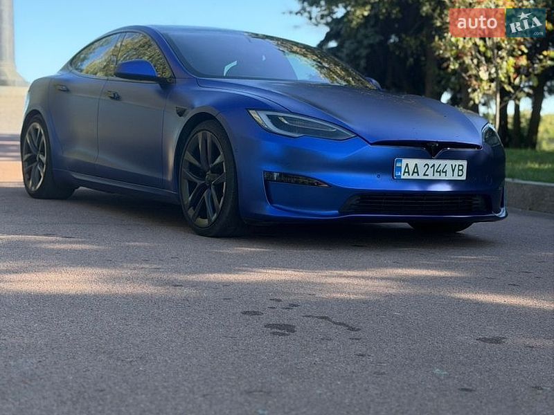 Лифтбек Tesla Model S 2021 в Житомире