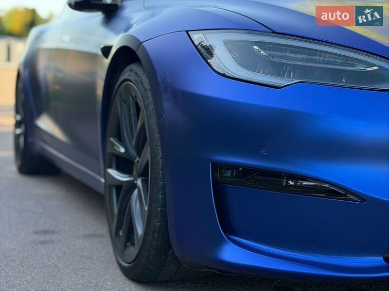 Лифтбек Tesla Model S 2021 в Житомире
