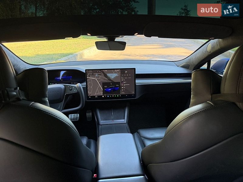 Лифтбек Tesla Model S 2021 в Житомире