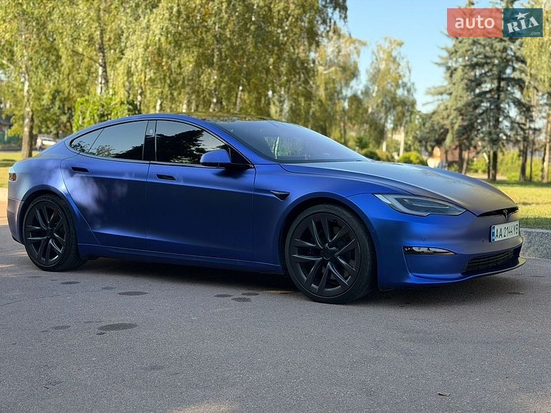 Лифтбек Tesla Model S 2021 в Житомире