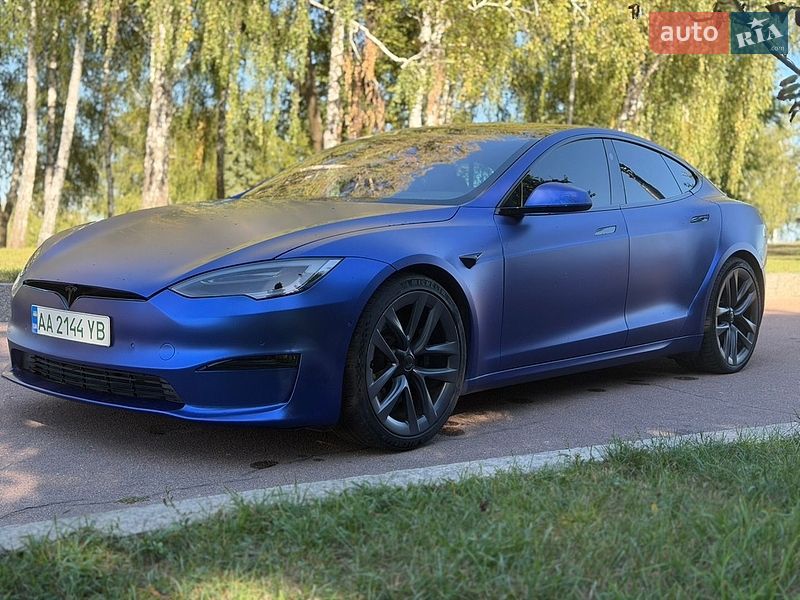 Лифтбек Tesla Model S 2021 в Житомире