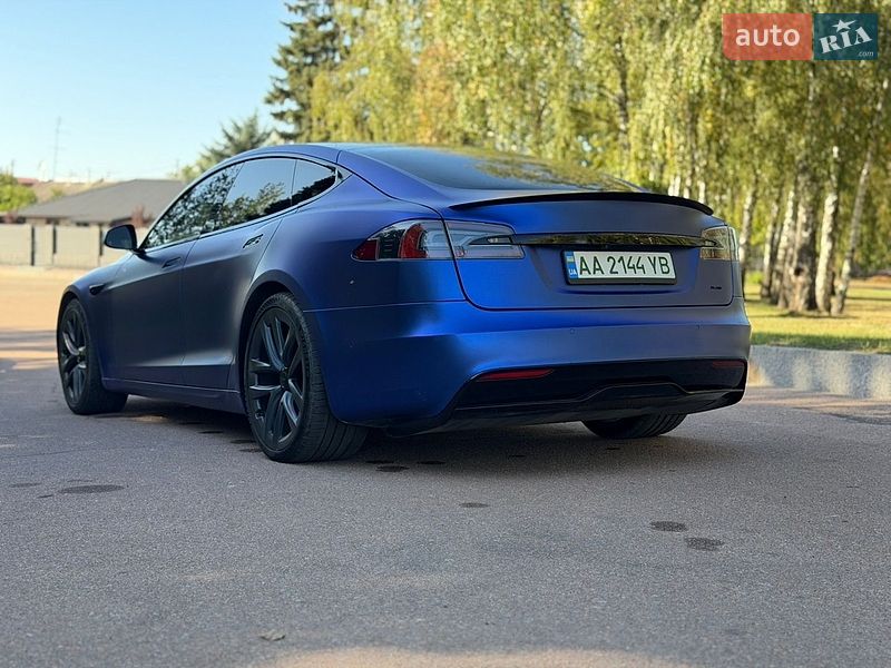 Лифтбек Tesla Model S 2021 в Житомире