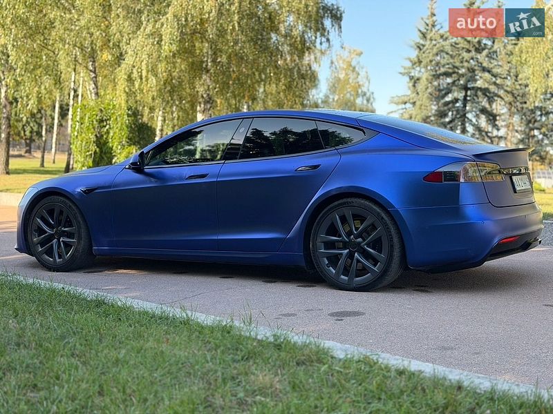 Лифтбек Tesla Model S 2021 в Житомире