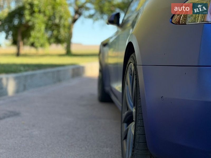 Лифтбек Tesla Model S 2021 в Житомире