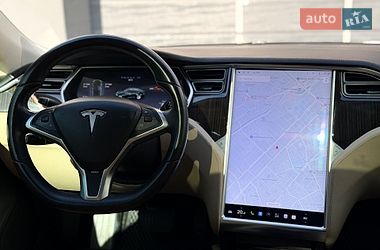 Лифтбек Tesla Model S 2013 в Киеве