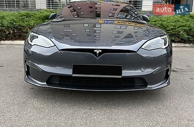Лифтбек Tesla Model S 2022 в Киеве