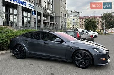 Лифтбек Tesla Model S 2022 в Киеве
