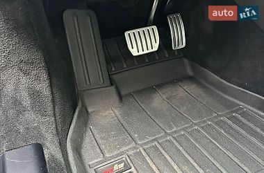 Лифтбек Tesla Model S 2022 в Киеве