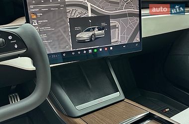 Лифтбек Tesla Model S 2022 в Киеве