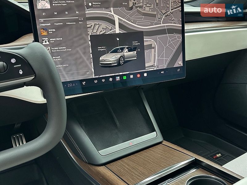 Лифтбек Tesla Model S 2022 в Киеве