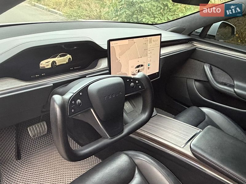 Лифтбек Tesla Model S 2022 в Николаеве