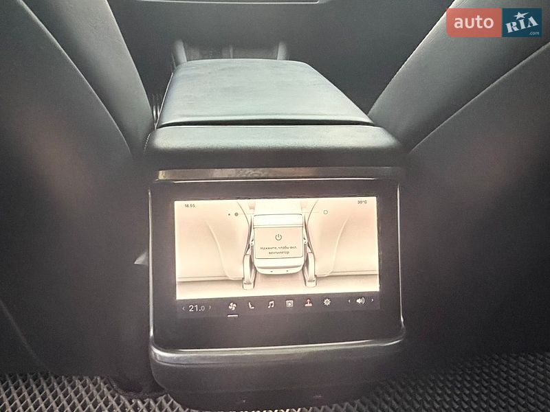 Лифтбек Tesla Model S 2022 в Николаеве