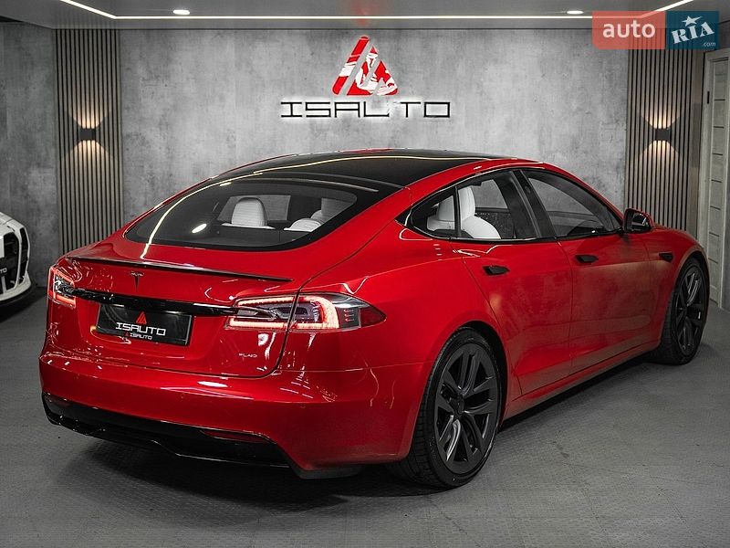 Ліфтбек Tesla Model S 2021 в Одесі