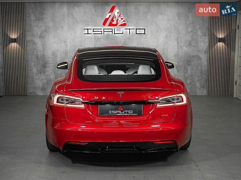 Ліфтбек Tesla Model S 2021 в Одесі
