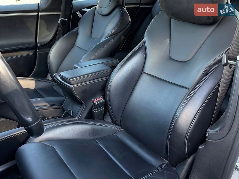 Ліфтбек Tesla Model S 2018 в Ужгороді фото 5 Ліфтбек Tesla Model S 2018 в Ужгороді