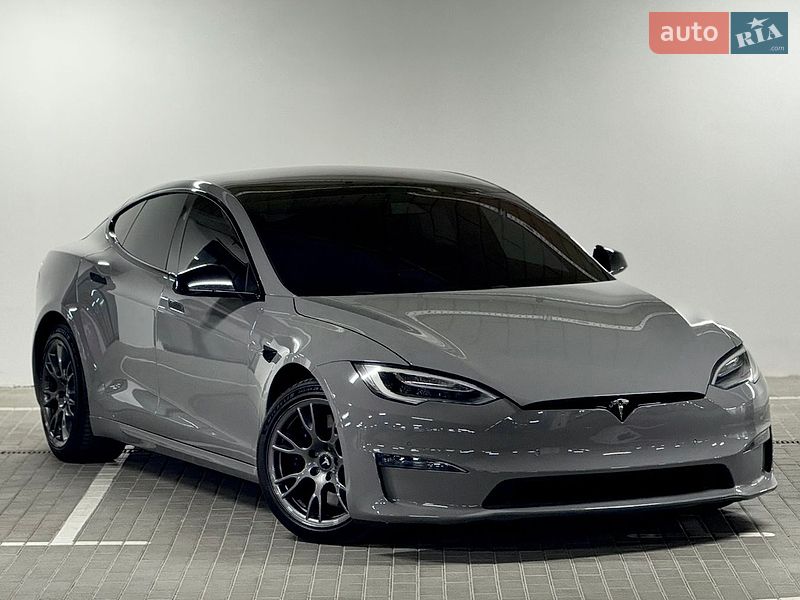 Ліфтбек Tesla Model S 2021 в Києві