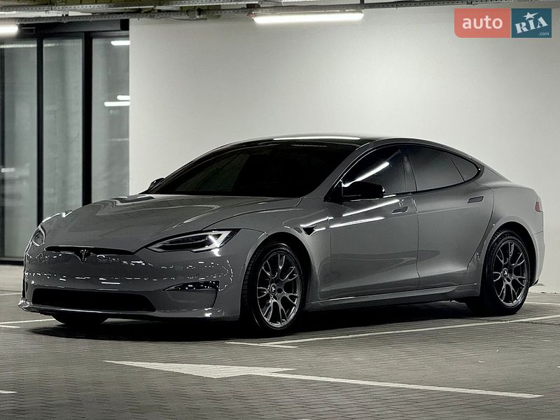 Ліфтбек Tesla Model S 2021 в Києві