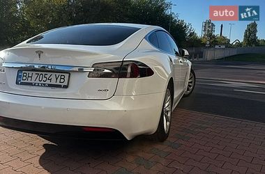 Лифтбек Tesla Model S 2016 в Киеве