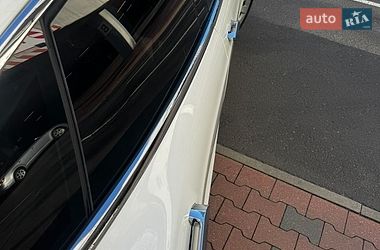 Лифтбек Tesla Model S 2016 в Киеве