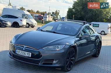 Лифтбек Tesla Model S 2014 в Виннице
