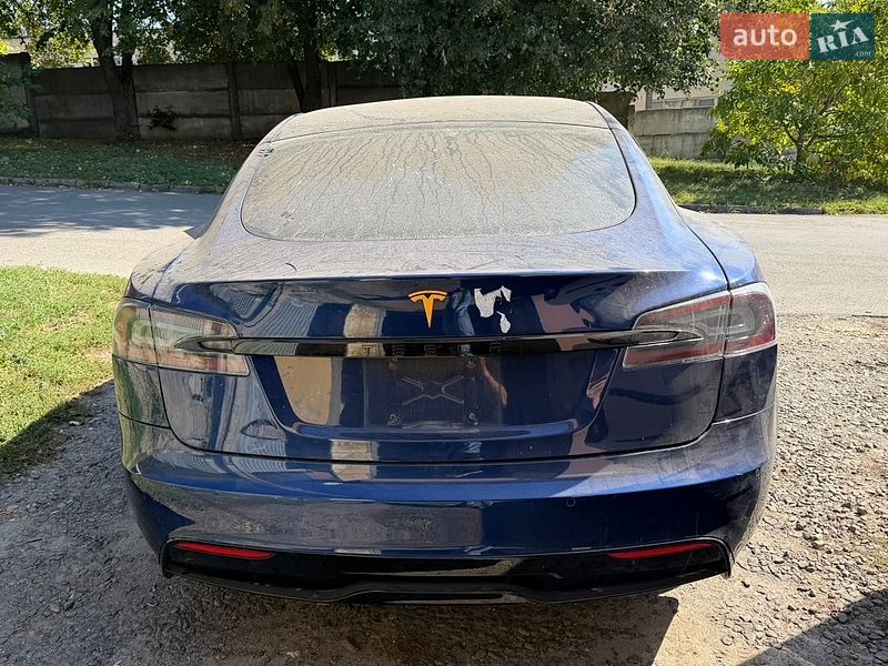 Лифтбек Tesla Model S 2021 в Хмельницком