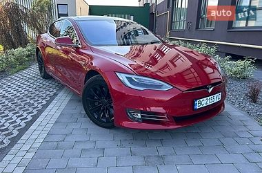 tesla model-s 2016 в Городок от про продавца Олег Богданович Літвін tesla model-s 2016 в Городок от профессионального продавца Олег Богданович Літвін