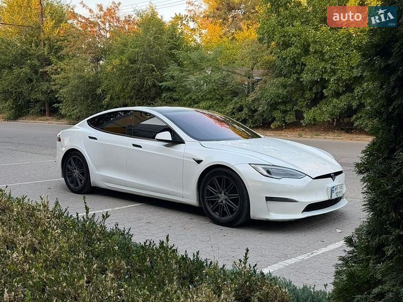 Ліфтбек Tesla Model S 2021 в Дніпрі фото 10 Ліфтбек Tesla Model S 2021 в Дніпрі