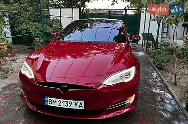 Ліфтбек Tesla Model S 2016 в Білгороді-Дністровському