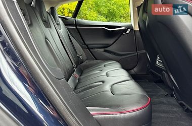 Лифтбек Tesla Model S 2013 в Луцке