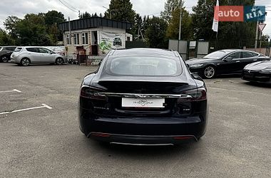 Лифтбек Tesla Model S 2013 в Луцке