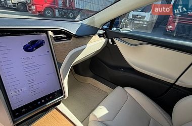 Лифтбек Tesla Model S 2018 в Виннице