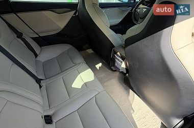 Лифтбек Tesla Model S 2018 в Виннице