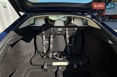 Лифтбек Tesla Model S 2018 в Виннице